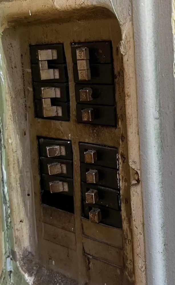 Slide of Good Guys Heating, Air and Electrical