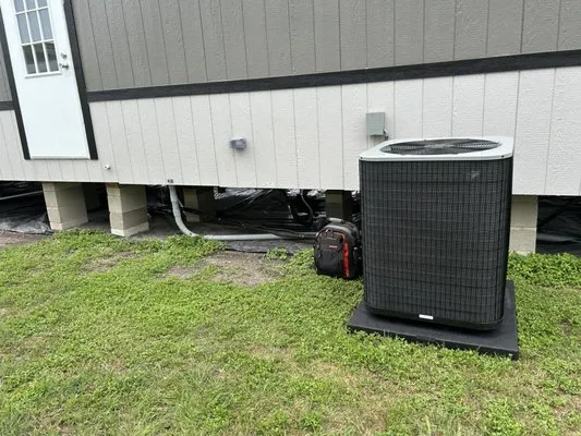 Good RepAir Techs AC and Heating