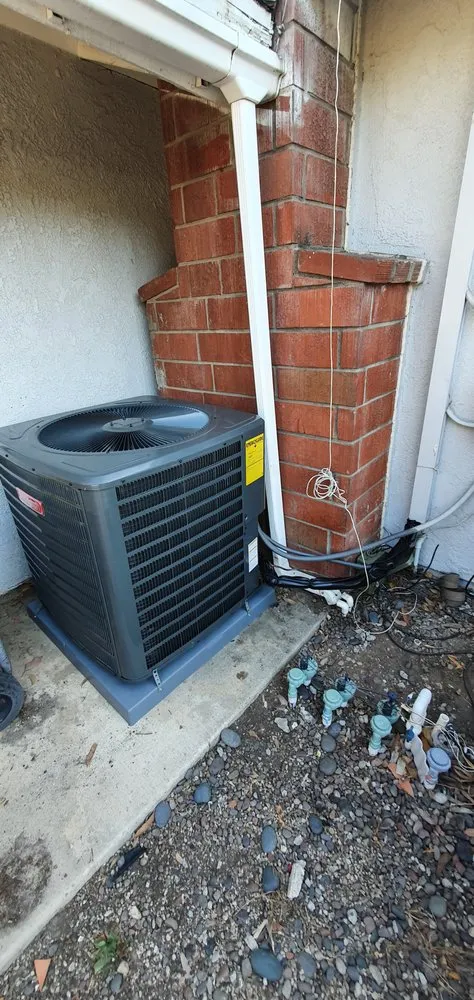 Slide of GoTech Air Conditioning & Heating