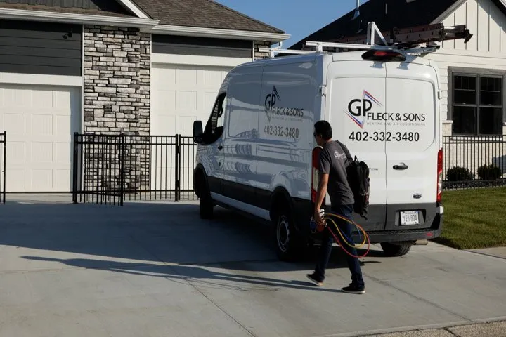 Slide of GP Fleck & Sons Heating & Air Conditioning