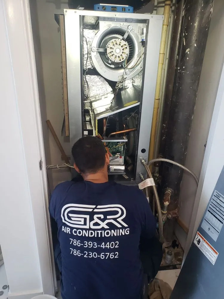 Slide of G&R Air Conditioning