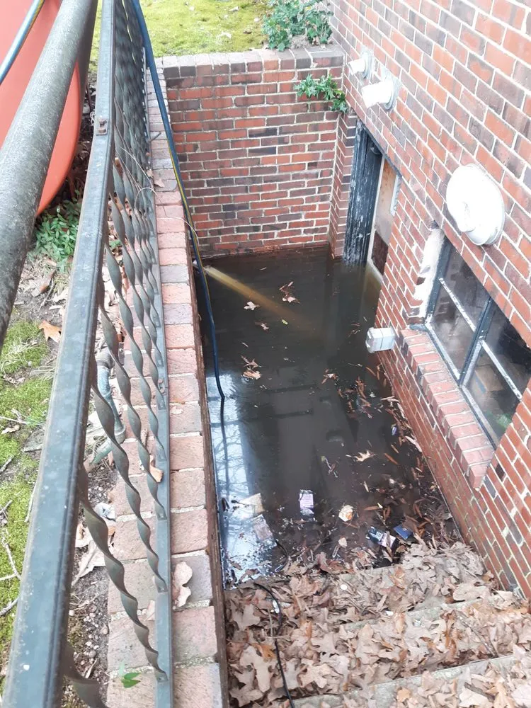 Slide of Graham's Service Support