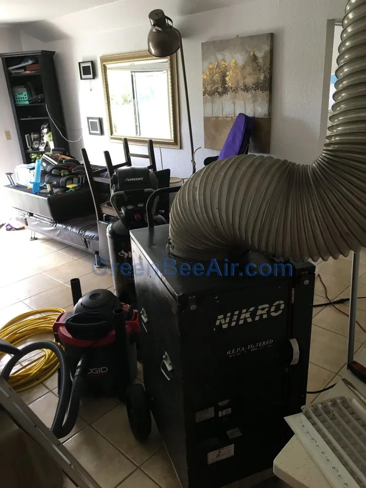 Slide of Green Bee Air