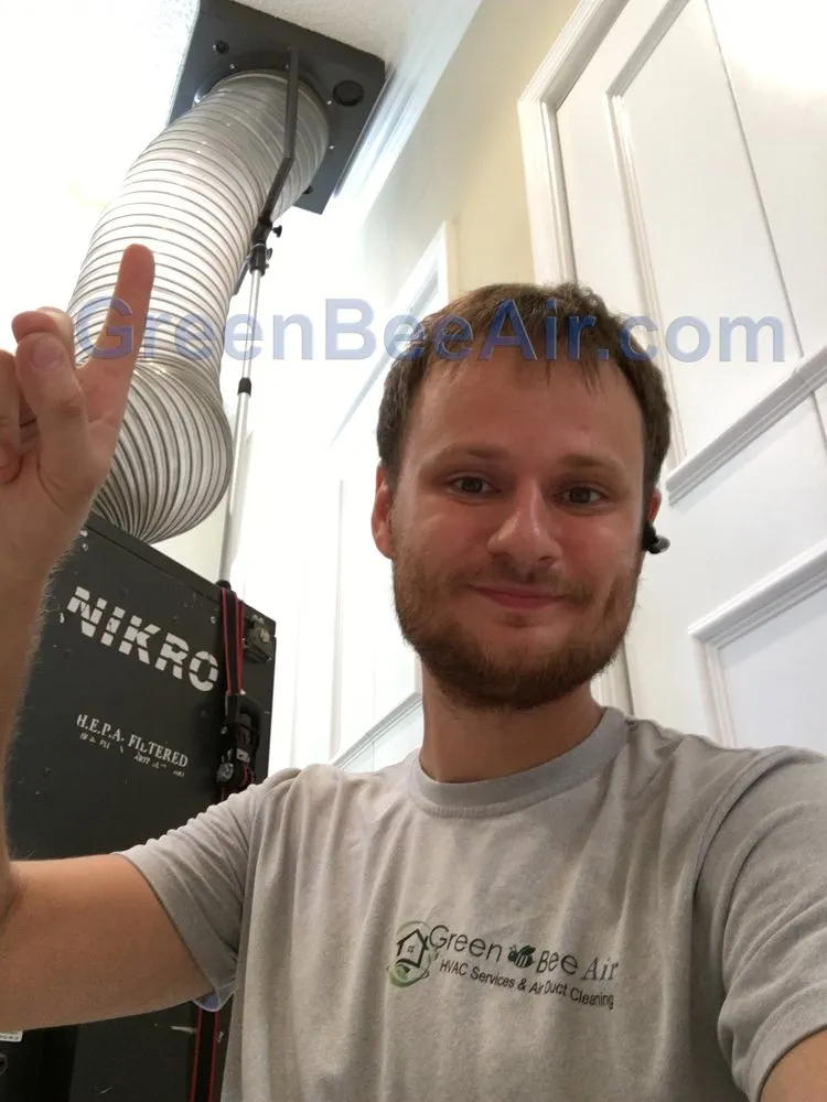 Slide of Green Bee Air