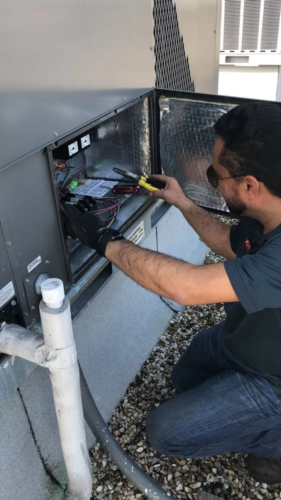 Slide of Green Leaf AC, Heating, and Plumbing