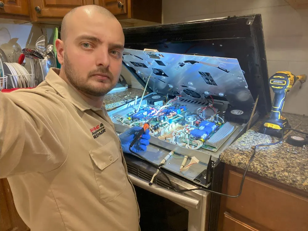 Slide of Green Light HVAC & Appliance Repair