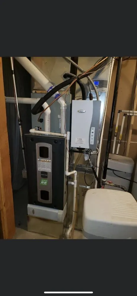 Slide of Green Line Plumbing Heating & Air