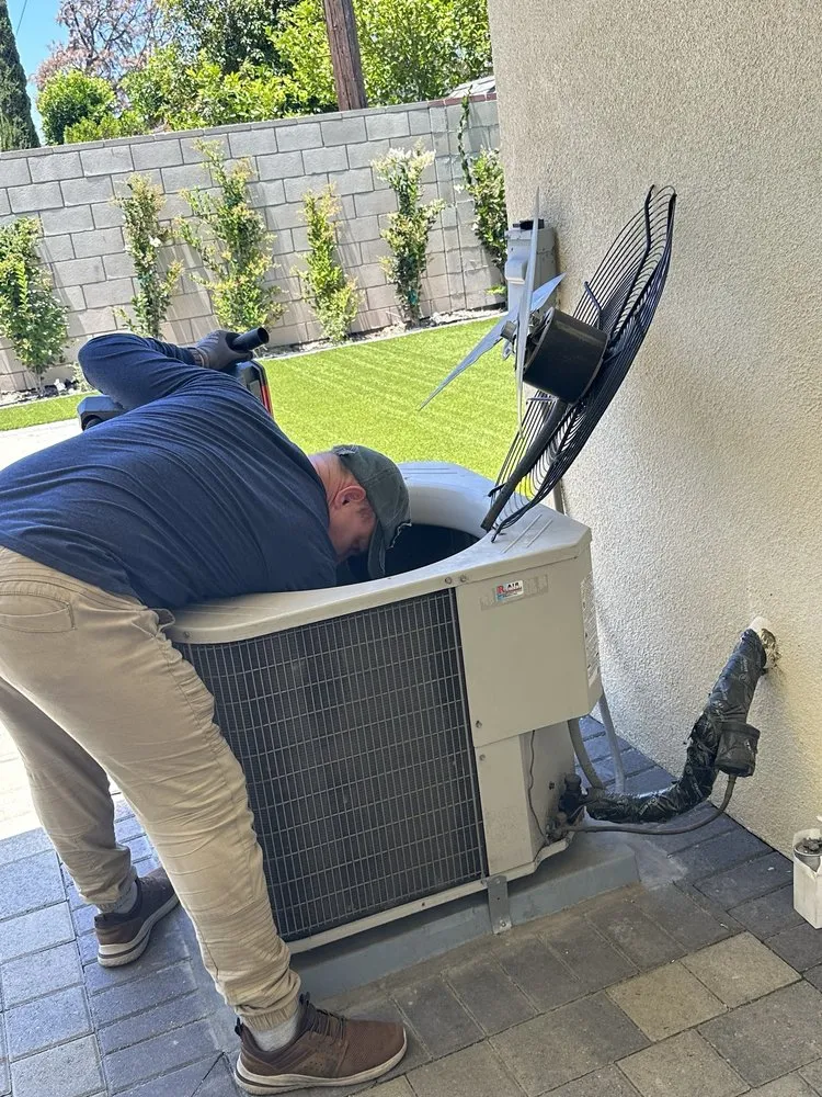 Trusted AC repair in San Fernando Valley, CA by Green Switch