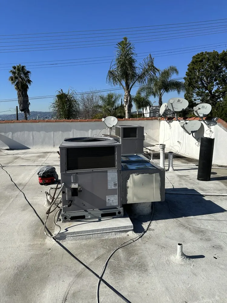 Professional AC repair in San Fernando Valley, CA by Green Switch