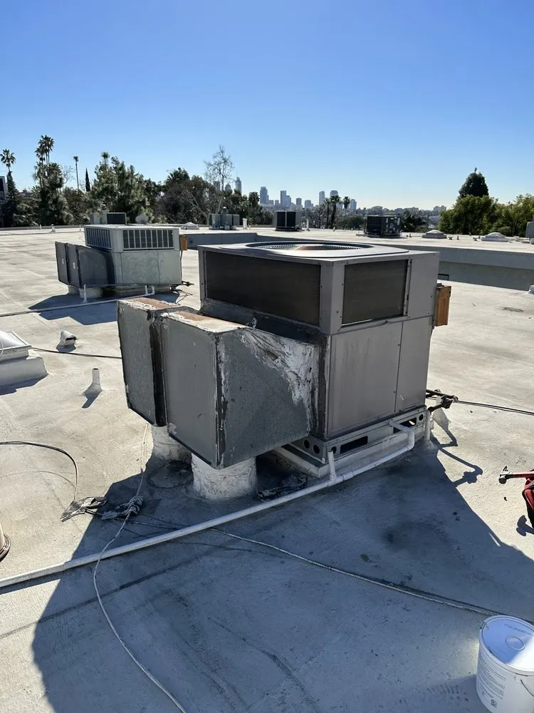 Expert AC installation same-day service in San Fernando Valley, CA by Green Switch