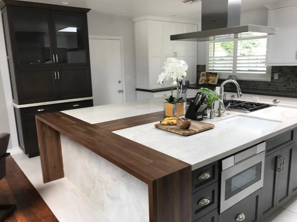 Slide of Green Tech Solutions & Services