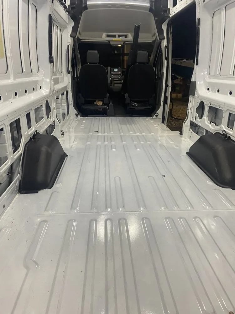 Slide of GreenLife Mobile Blasting & RV Repairs