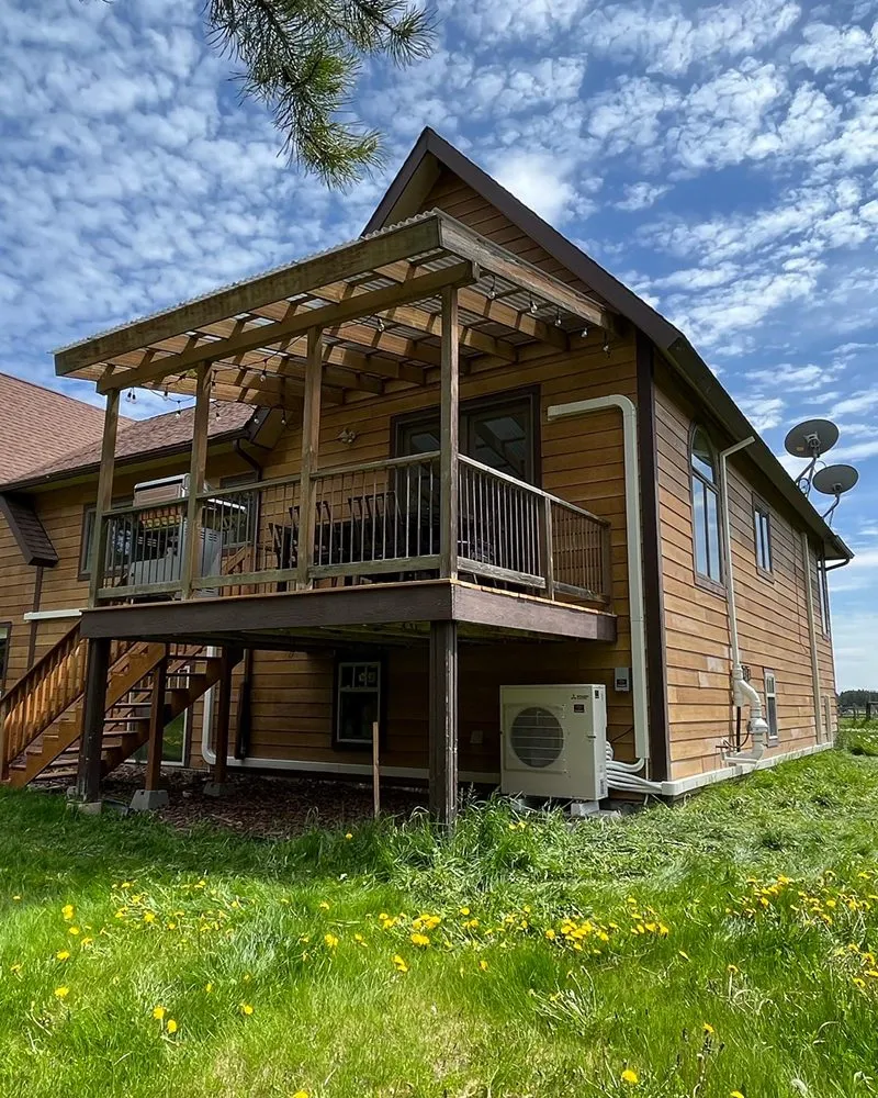 Slide of Grizzly Air