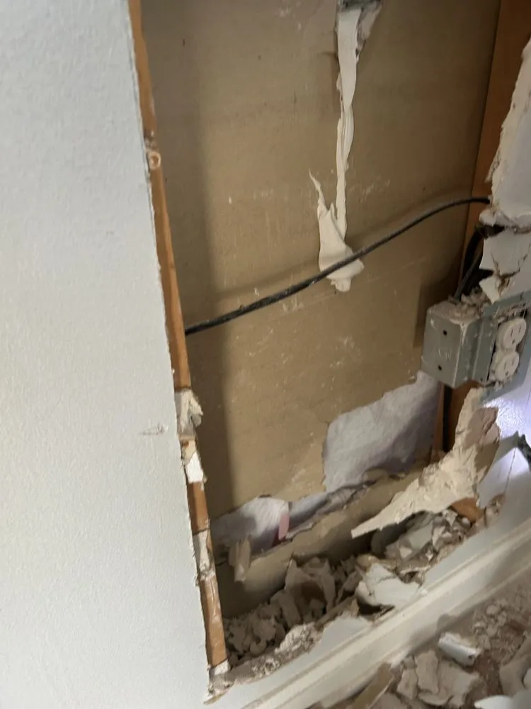 Slide of Grubb’s Handyman Services