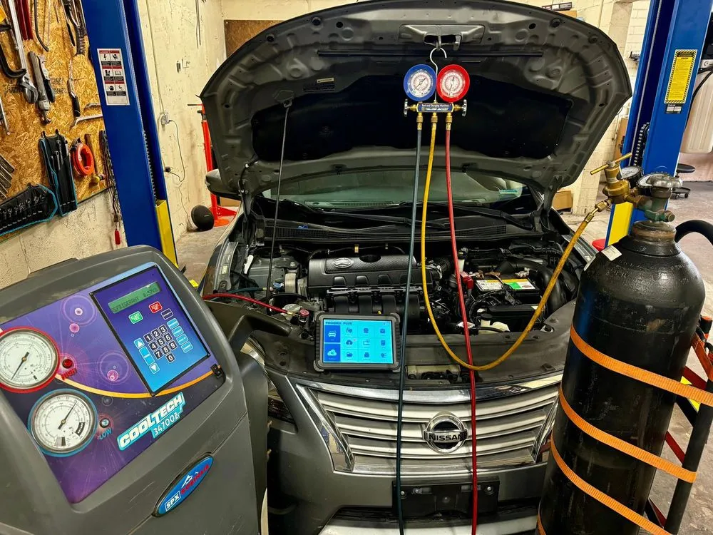 Slide of Guayson Auto & A/c Fix