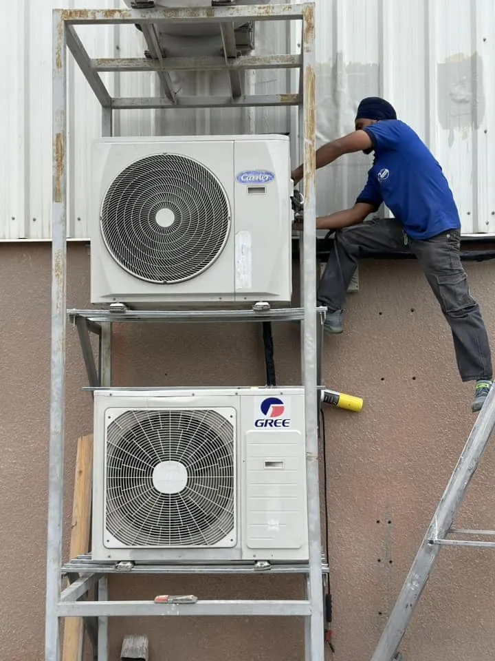 Slide of Gumm Air Conditioning Service & Repair