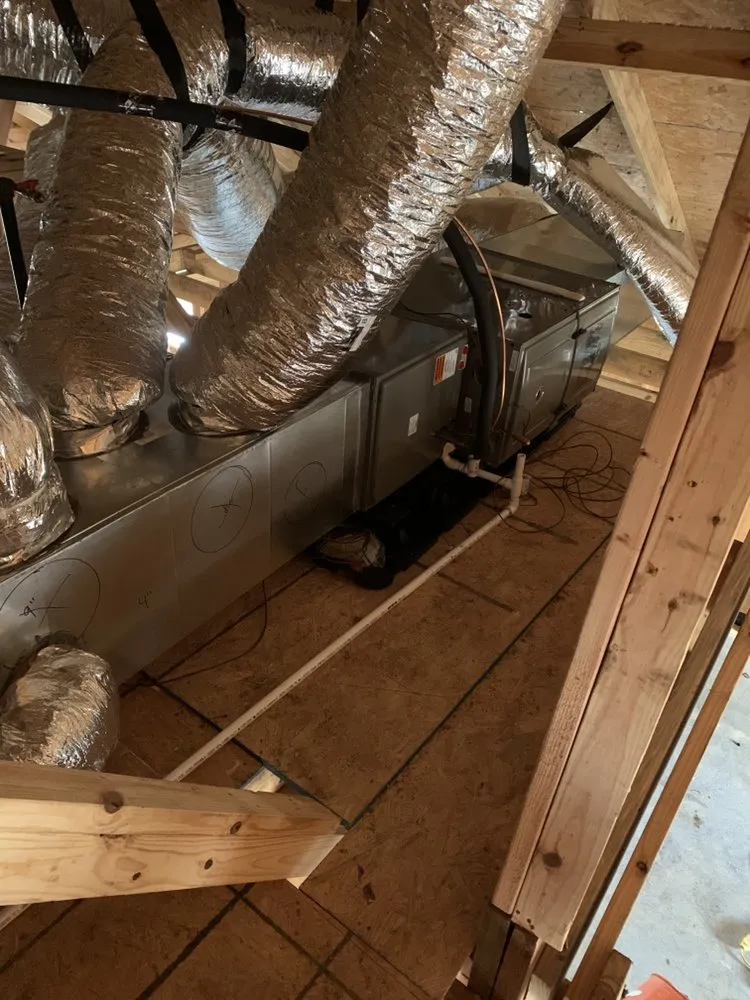 Slide of Gusto Service