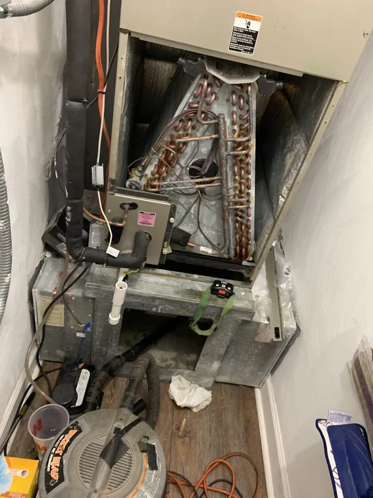 Slide of Guy Smith Heating & Cooling