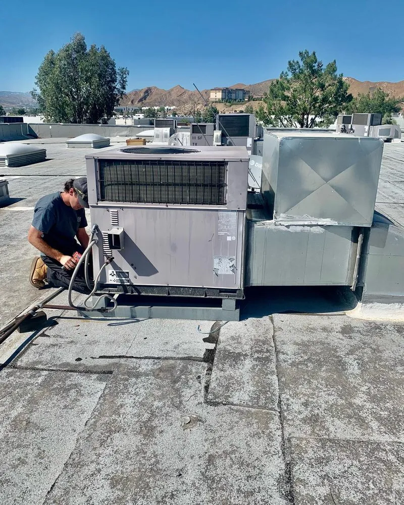 Slide of GW Richardson Heating & Air Conditioning