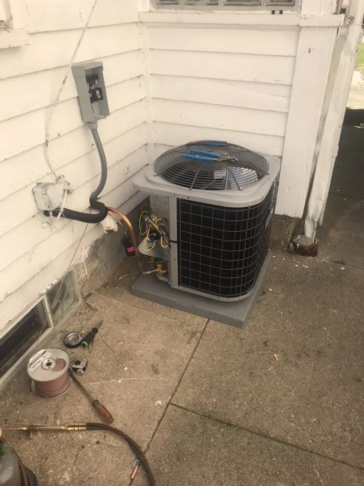 Slide of H & H Heating & Cooling