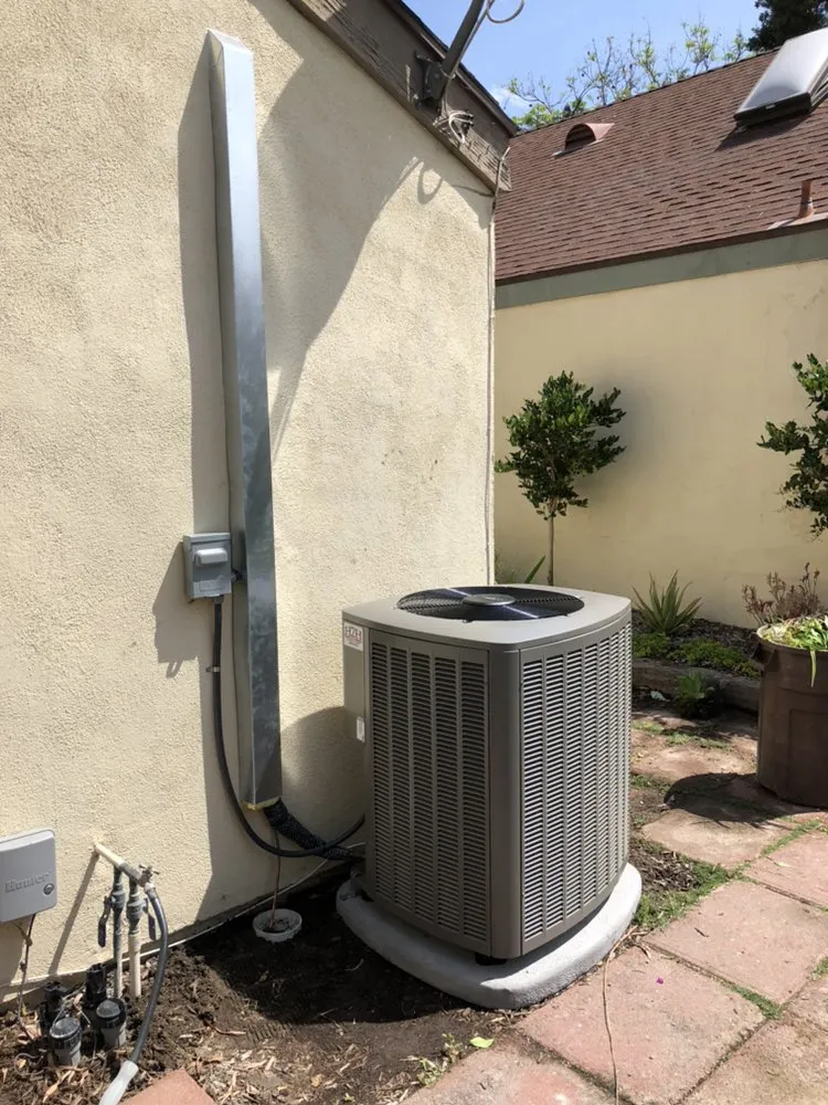 Slide of H2H Heating and Air Conditioning