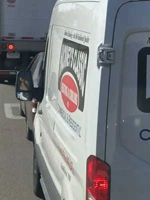 Hackney's Classic Heating & Cooling Logo