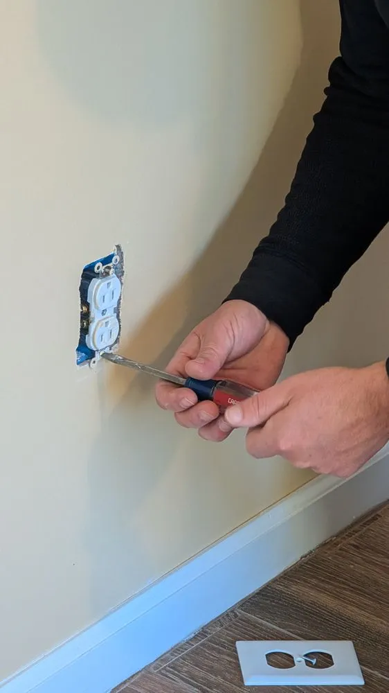 Slide of Hammer & Nails Handyman