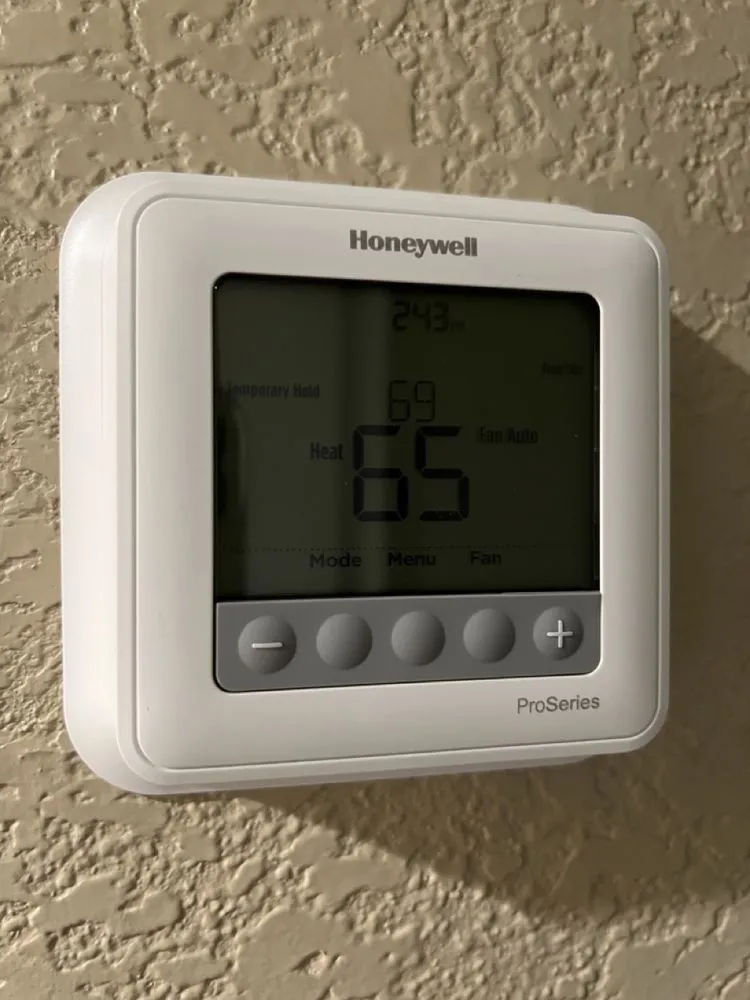 Slide of Handy Heating and Air