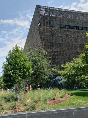 Handy Jay Enterprise Logo