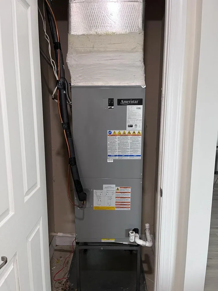 Slide of Handy Jorge