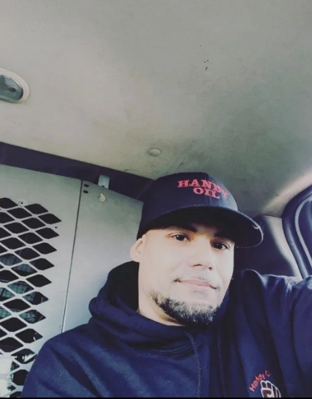 Slide of Handy Oil Gas Heating & Cooling