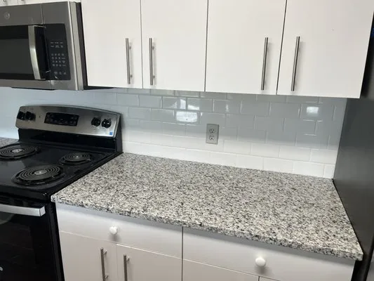 Handyman Solutions Logo