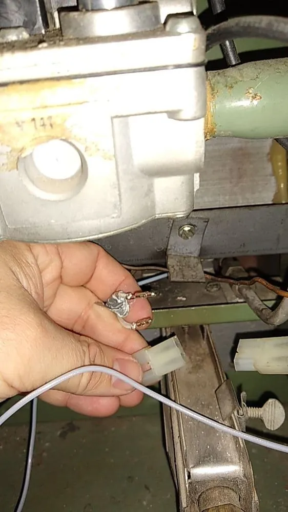 Slide of Handy's Heating