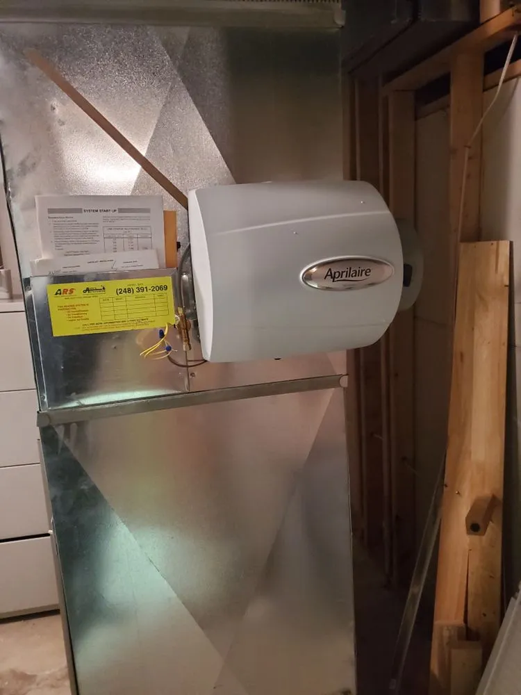 Slide of Handz of Gold Heating and Cooling