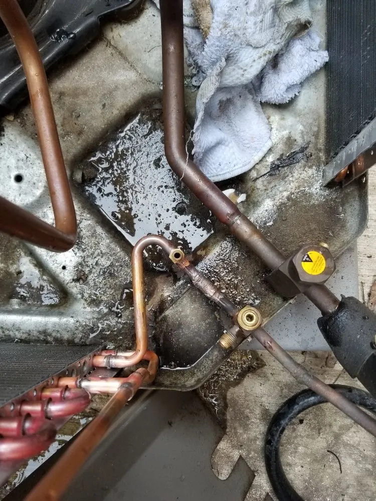 Slide of Handz of Gold Heating and Cooling