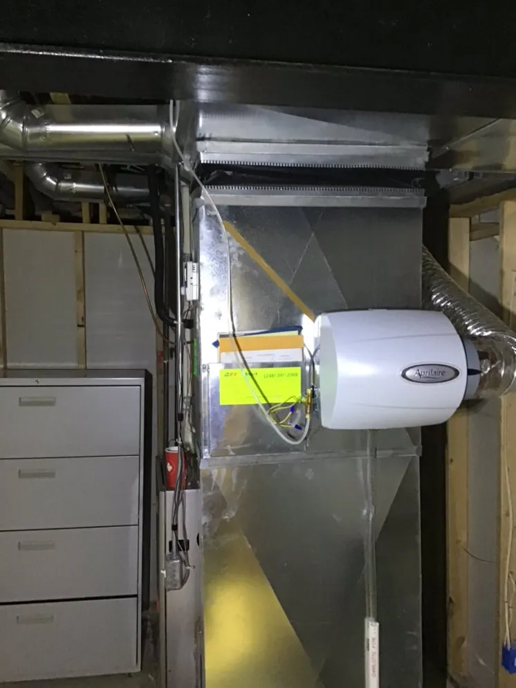 Slide of Handz of Gold Heating and Cooling