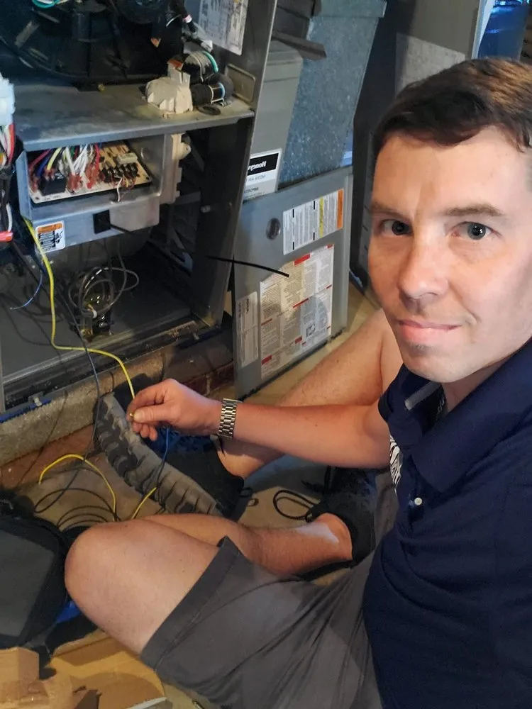 Slide of Hartland & Wilken Custom Heating & Cooling