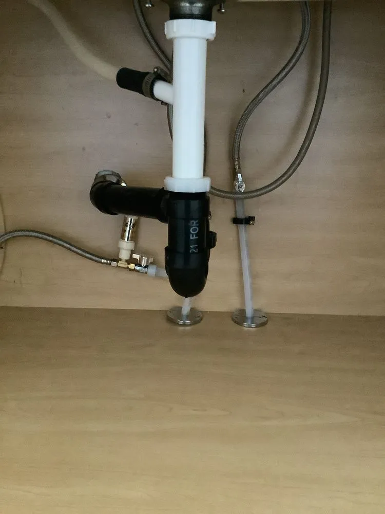 Slide of Harts Plumbers, Electricians, & HVAC Technicians