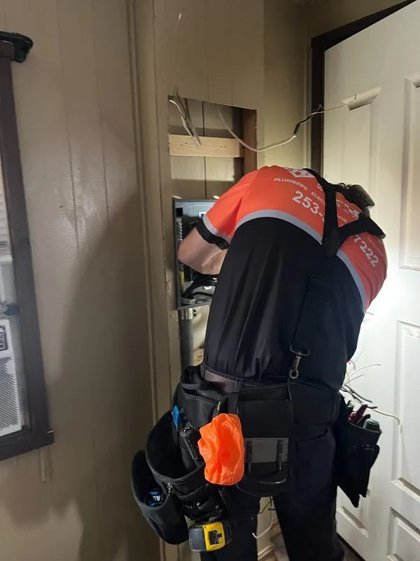 Slide of Harts Plumbers, Electricians, & HVAC Technicians