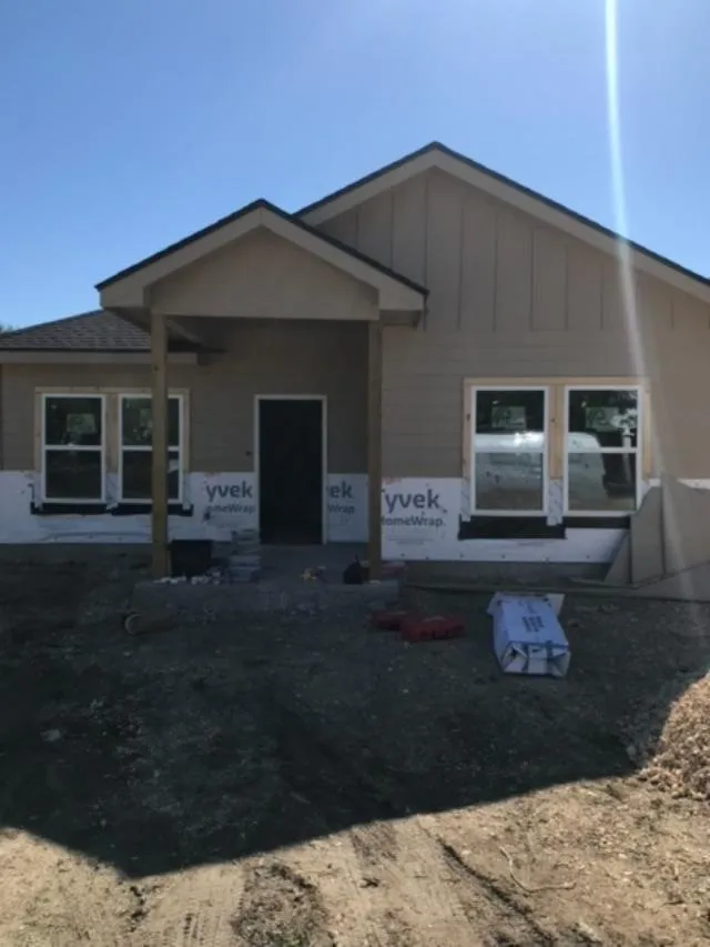 Slide of Harvest King Cooling and Heating