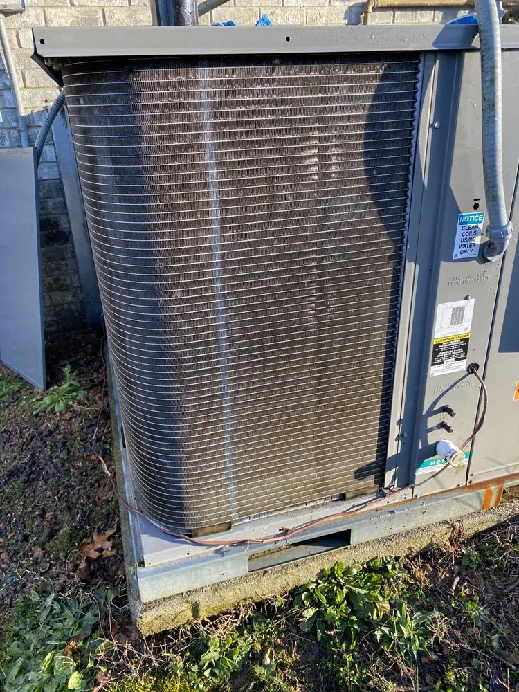 Slide of Harwell’s HVAC & Handyman Services