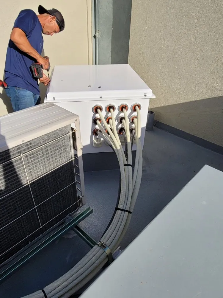 Slide of Hawaii Air Specialists