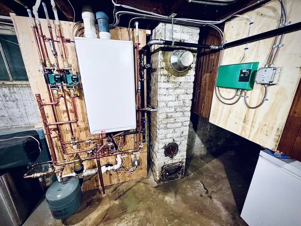 Slide of Hayes Plumbing & Heating