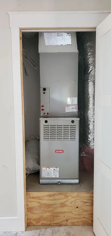 Slide of HD Air Conditioning and Heating