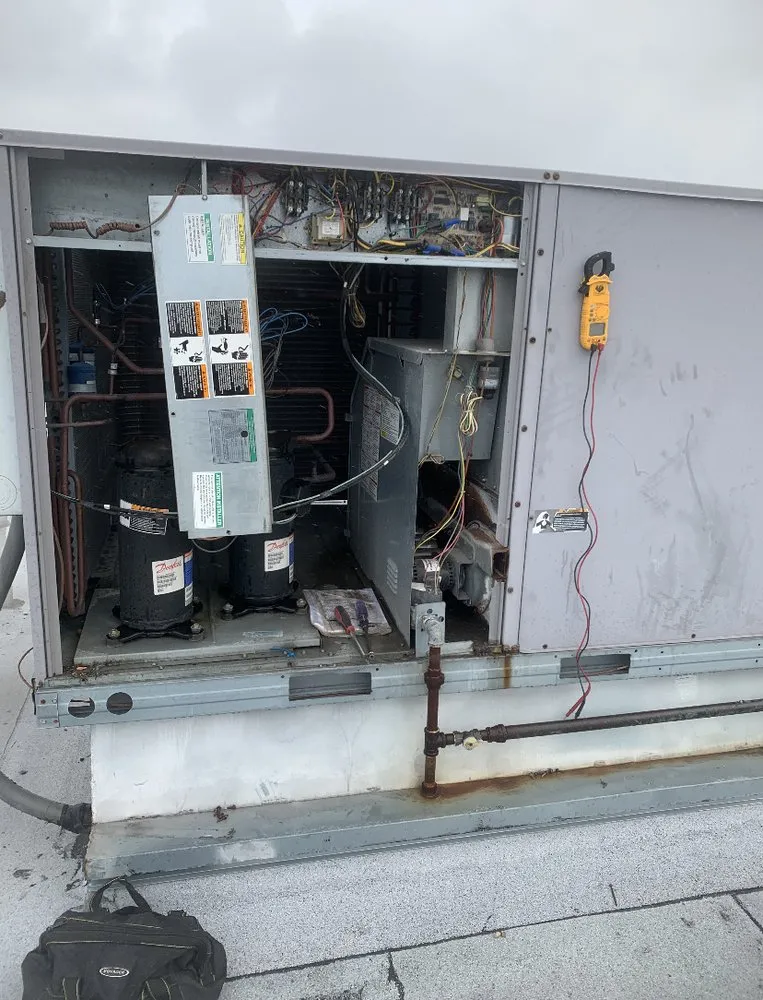 Slide of HD Heating & Cooling