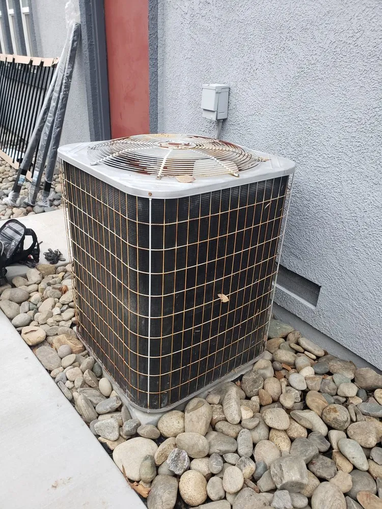 Slide of H&D Heating And Air Conditioning Services