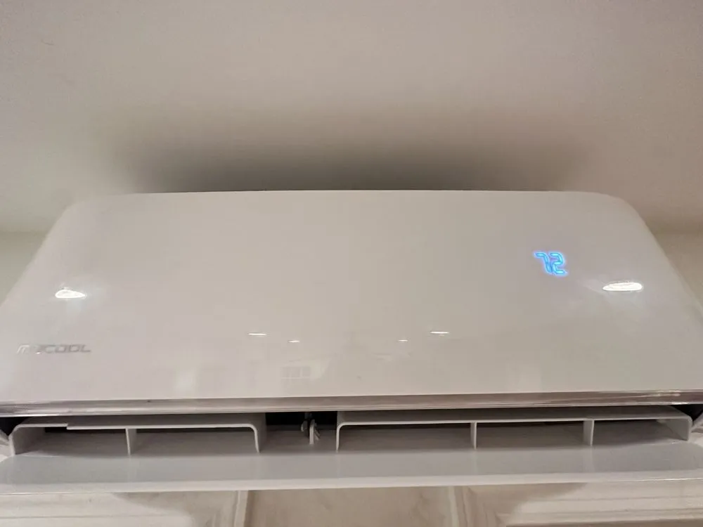 Slide of H&E Services