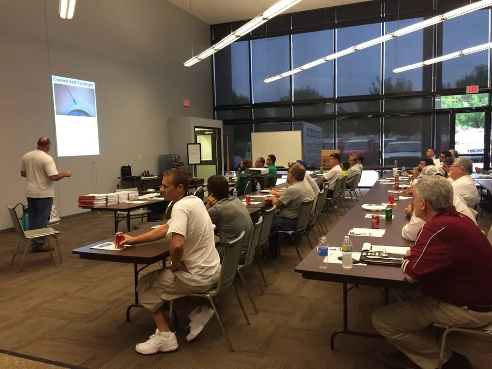 Expert HVAC installation experts serving Lee's Summit, MO - Heartland Quality Heating & Cooling