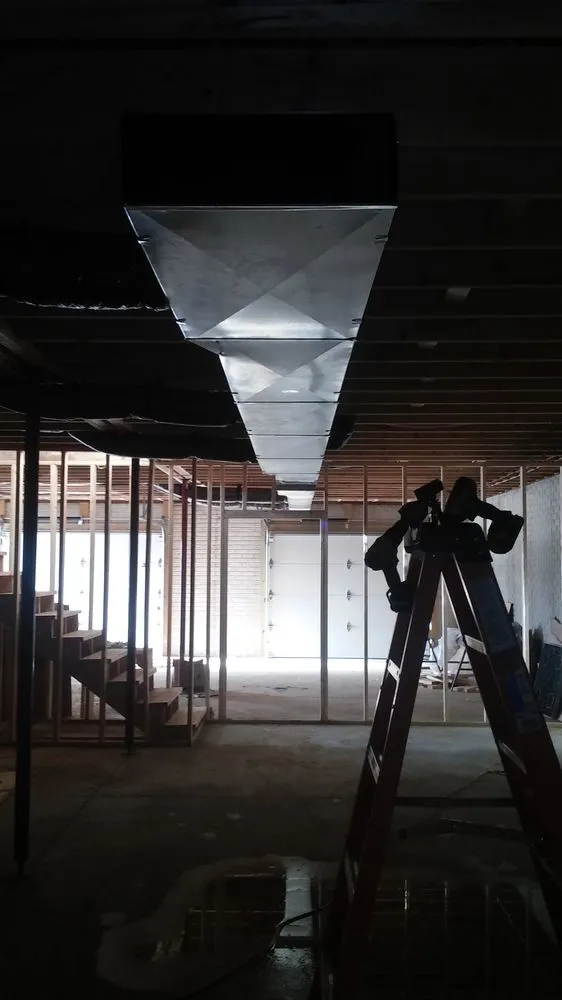 Slide of Heat & Cool Comfort Experts