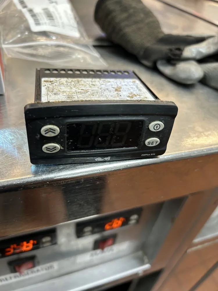 Slide of Heat Cool Solutions Pro